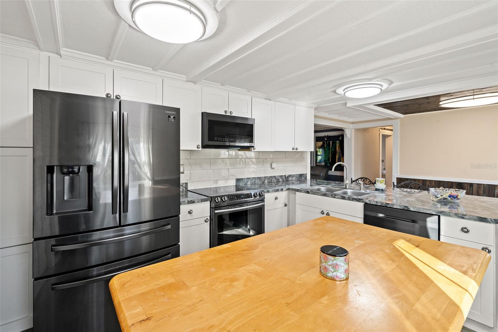 WEEKI WACHEE GARDENS - Residential