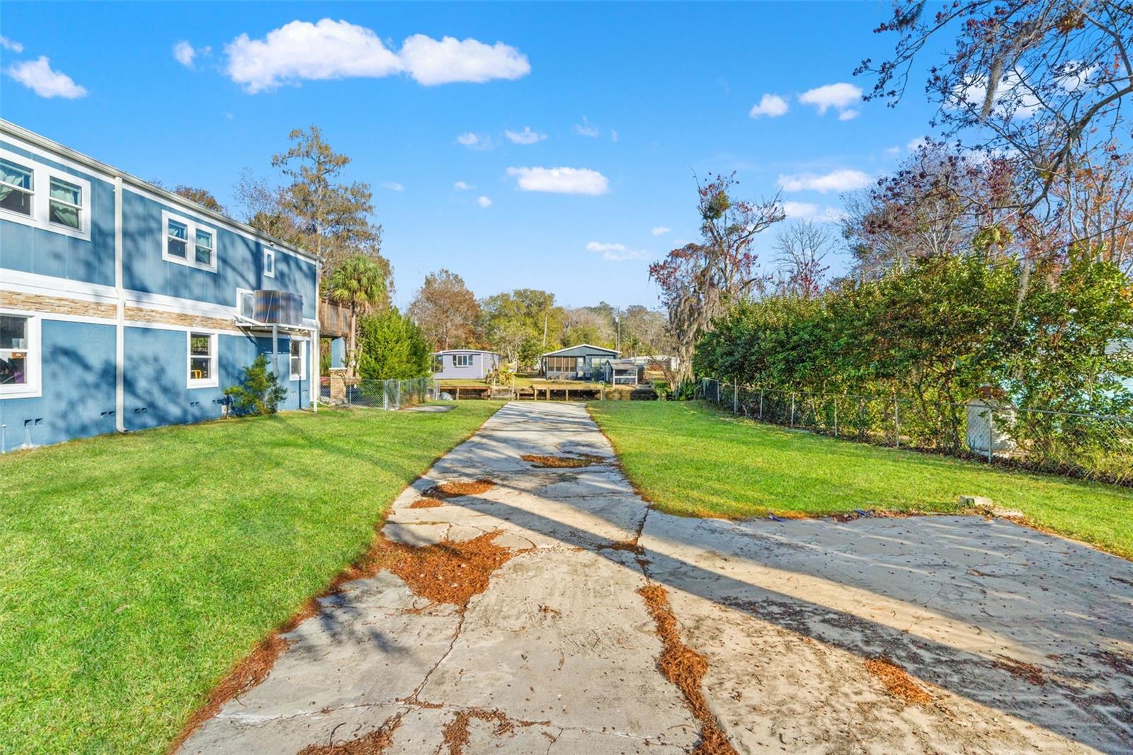 WEEKI WACHEE GARDENS - Residential