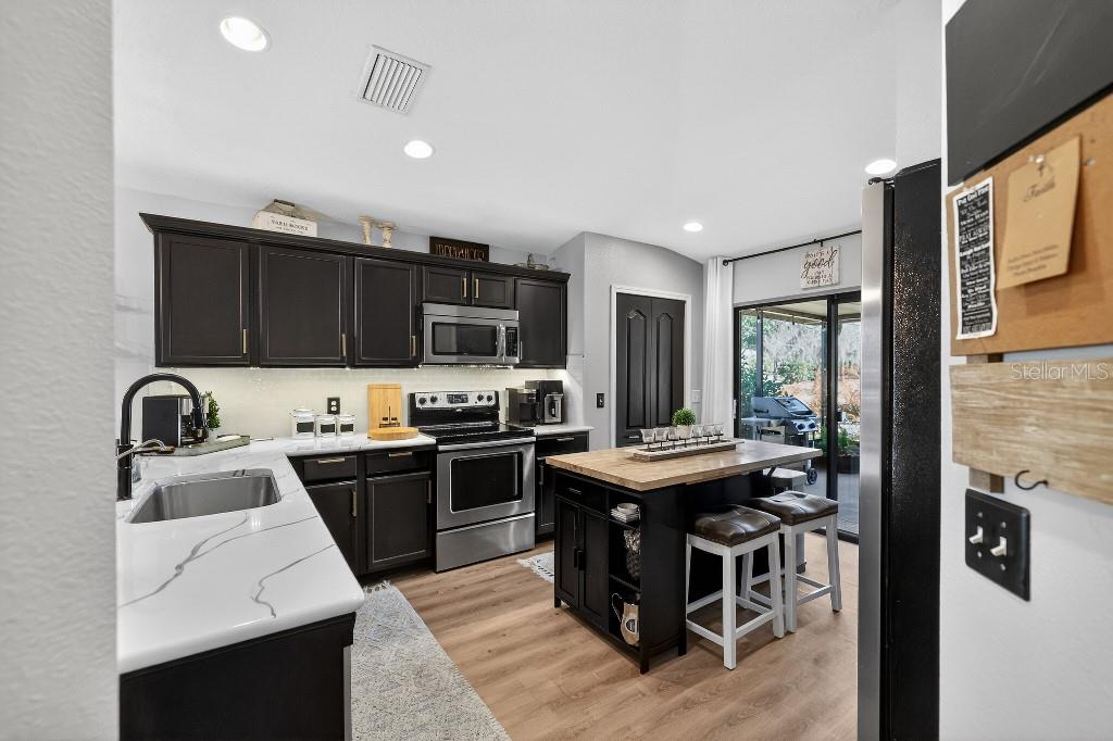 4318 ENGLISH TURN WAY