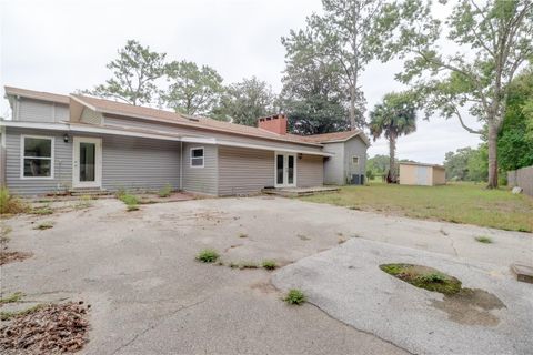 Tiny photo for 3131 NE 25th Avenue, Ocala, FL 34479 (MLS # OM718454)