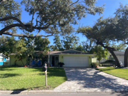 990 Lexington Dr – Investment Home