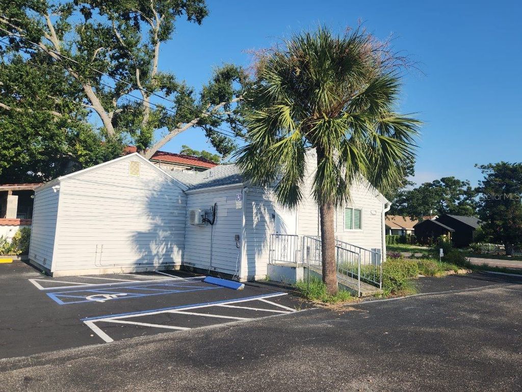 Photo of 2420 1st Avenue N, St Petersburg, FL 33713 (MLS # TB8419559)