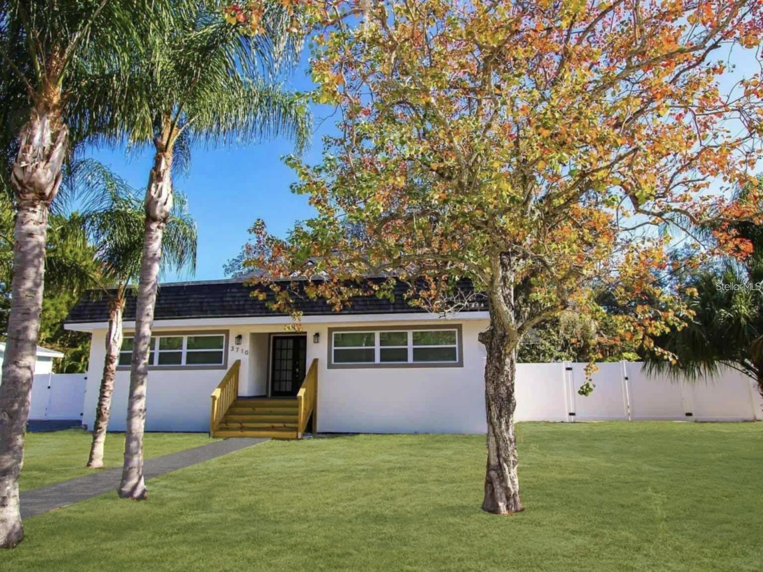3710 DE SOTO BOULEVARD