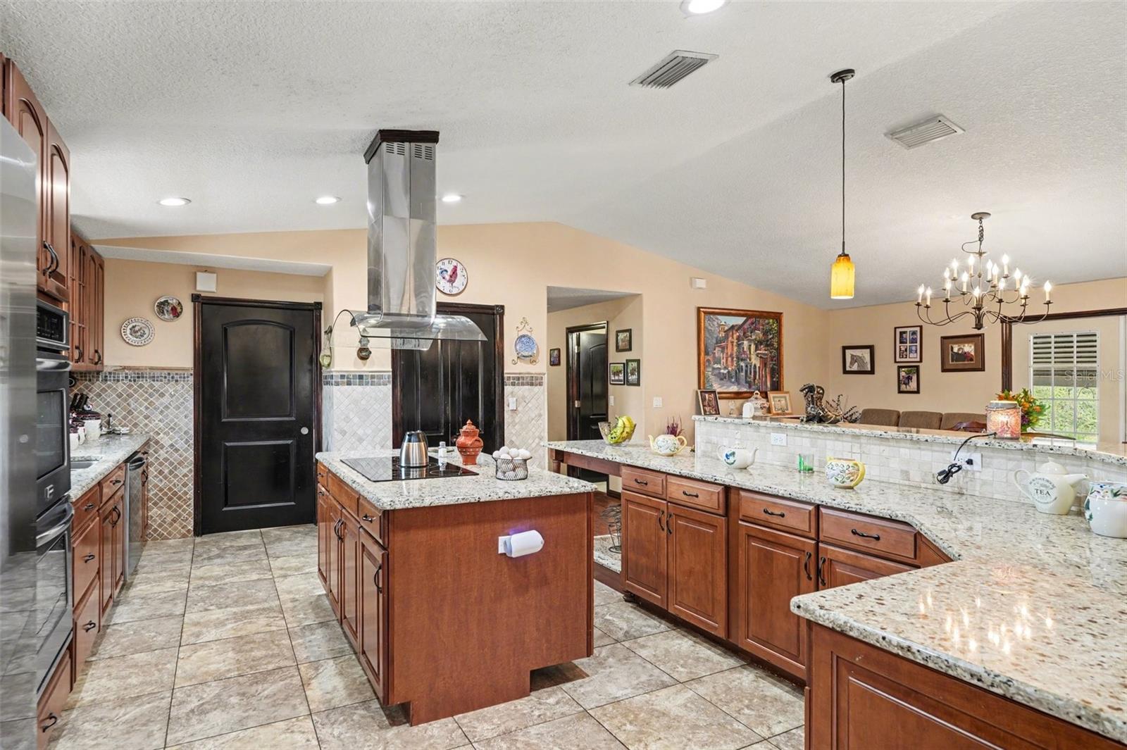 A & K FARMS - Residential