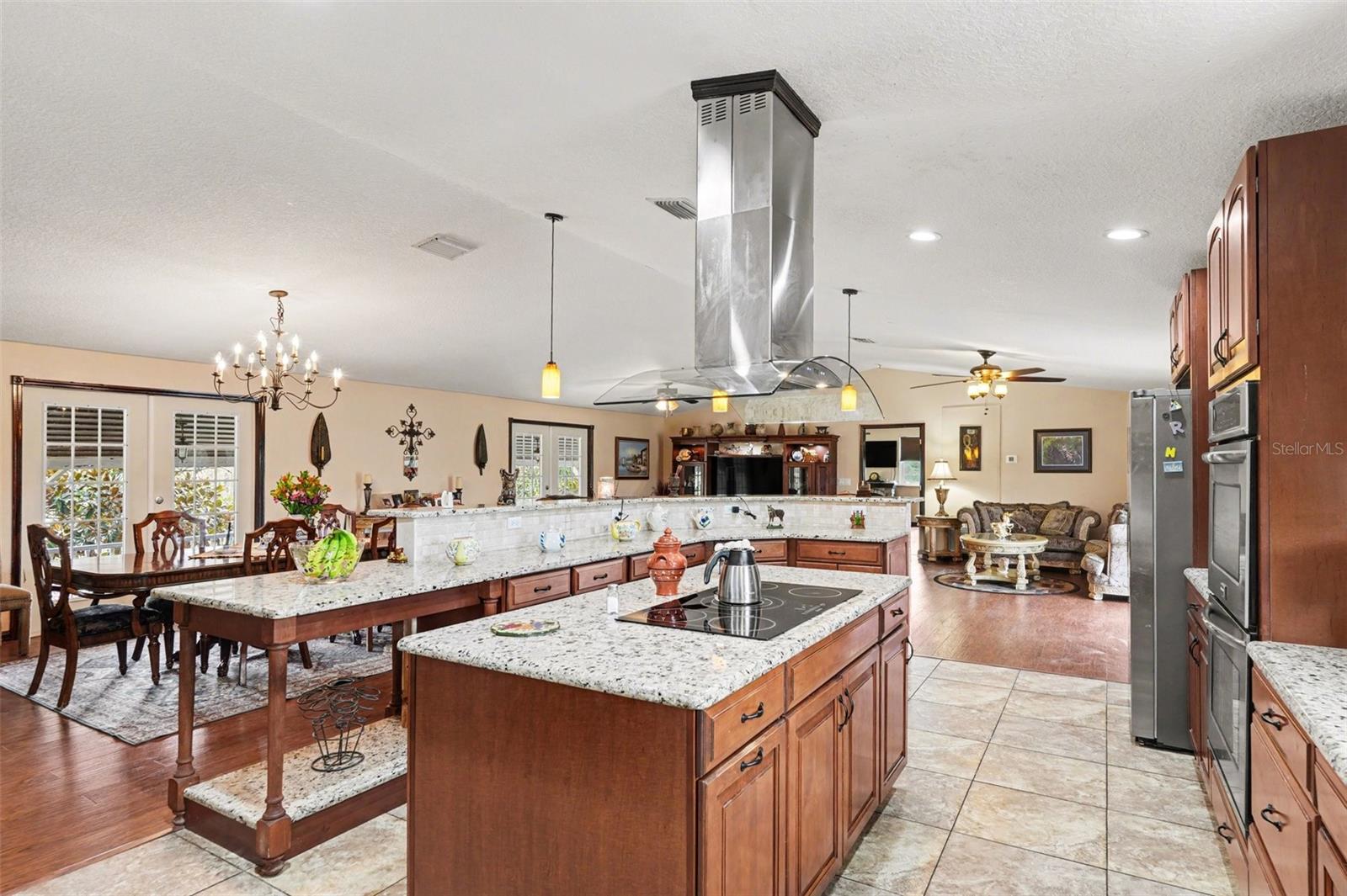 A & K FARMS - Residential