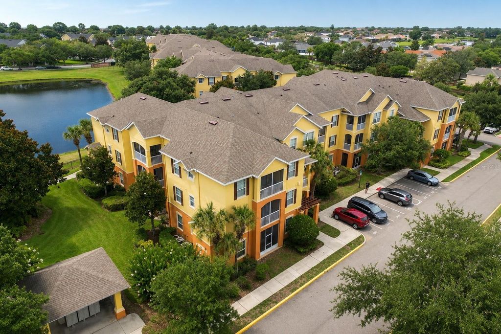 Photo of 6240 Contessa Drive #204, Orlando, FL 32829 (MLS # G5114511)