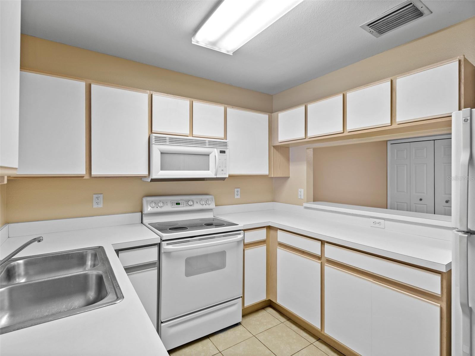 PROVIDENCE TWNHMS PH 3 - Residential