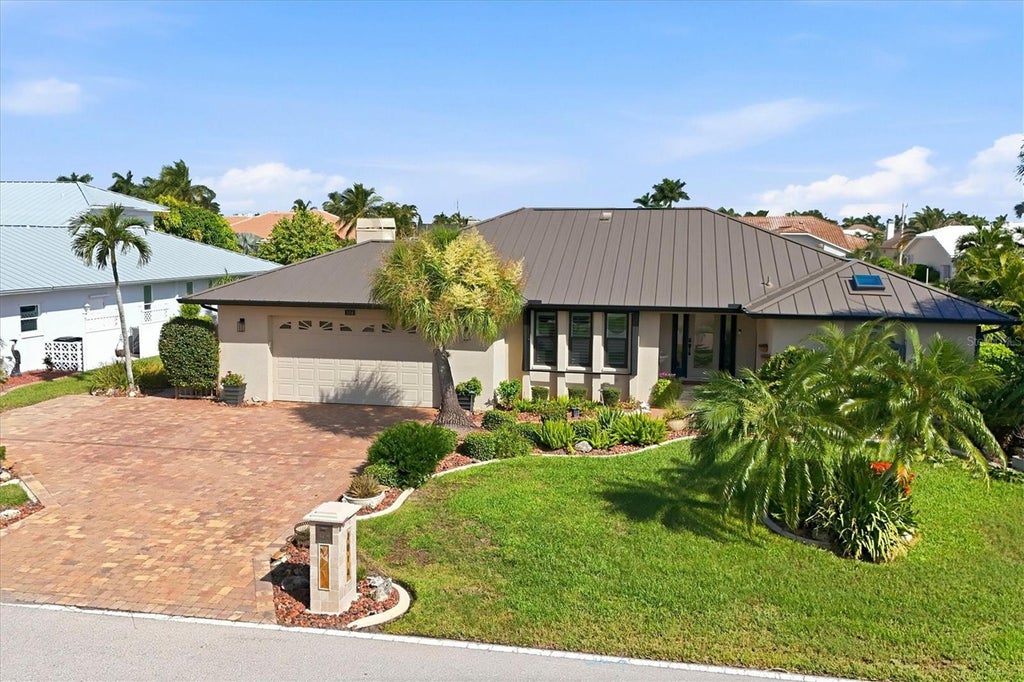 Photo of 1014 Via Tripoli, Punta Gorda, FL 33950 (MLS # C7531124)