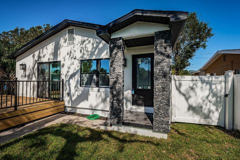 2835 FREEMONT TERRACE S ST PETERSBURG FL 33712