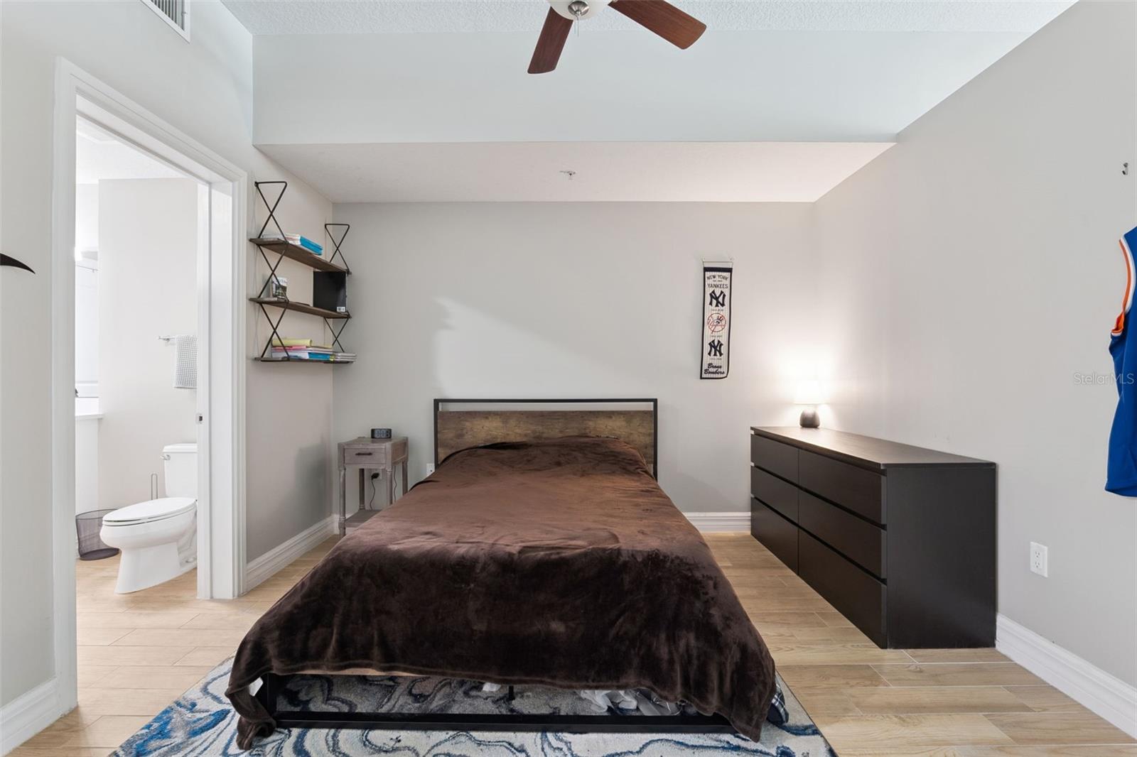 101 EOLA CONDOS - Residential