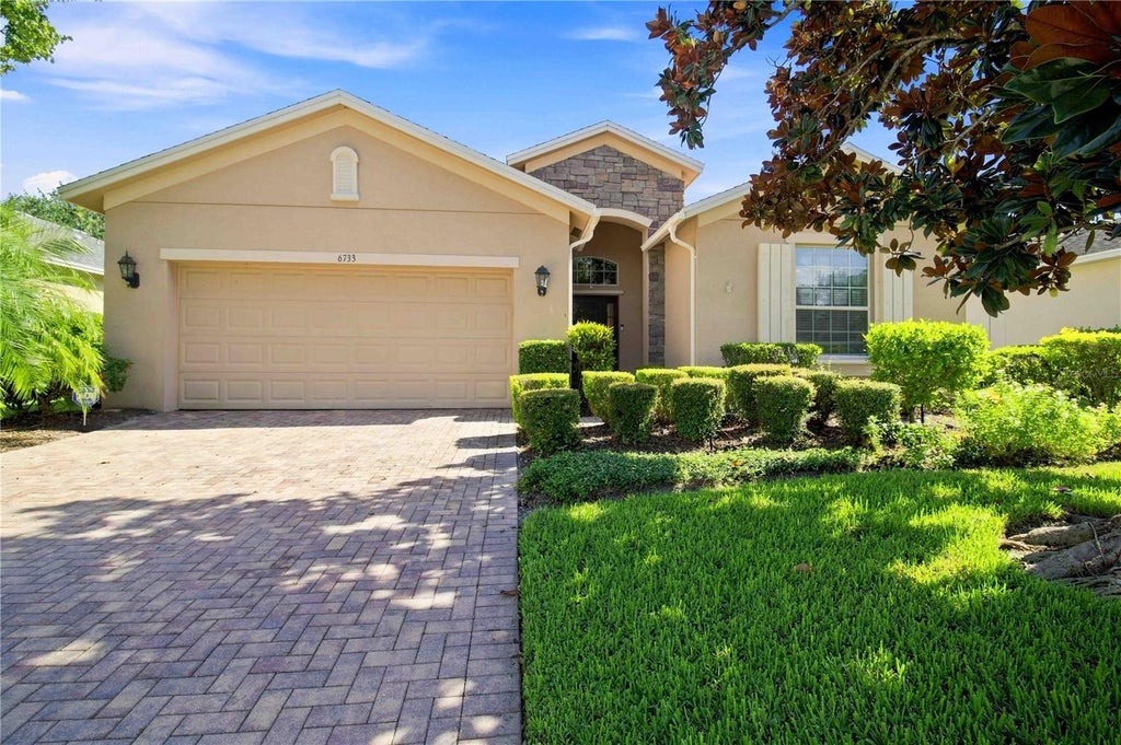 Photo of 6733 45th Terrace E, Bradenton, FL 34203 (MLS # A4704418)