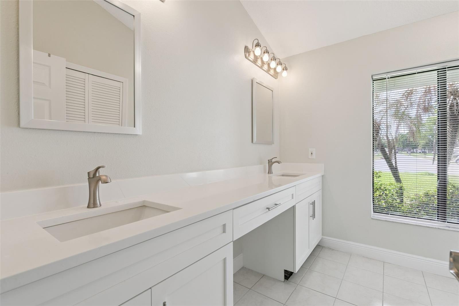 WOOD GREEN - Residential