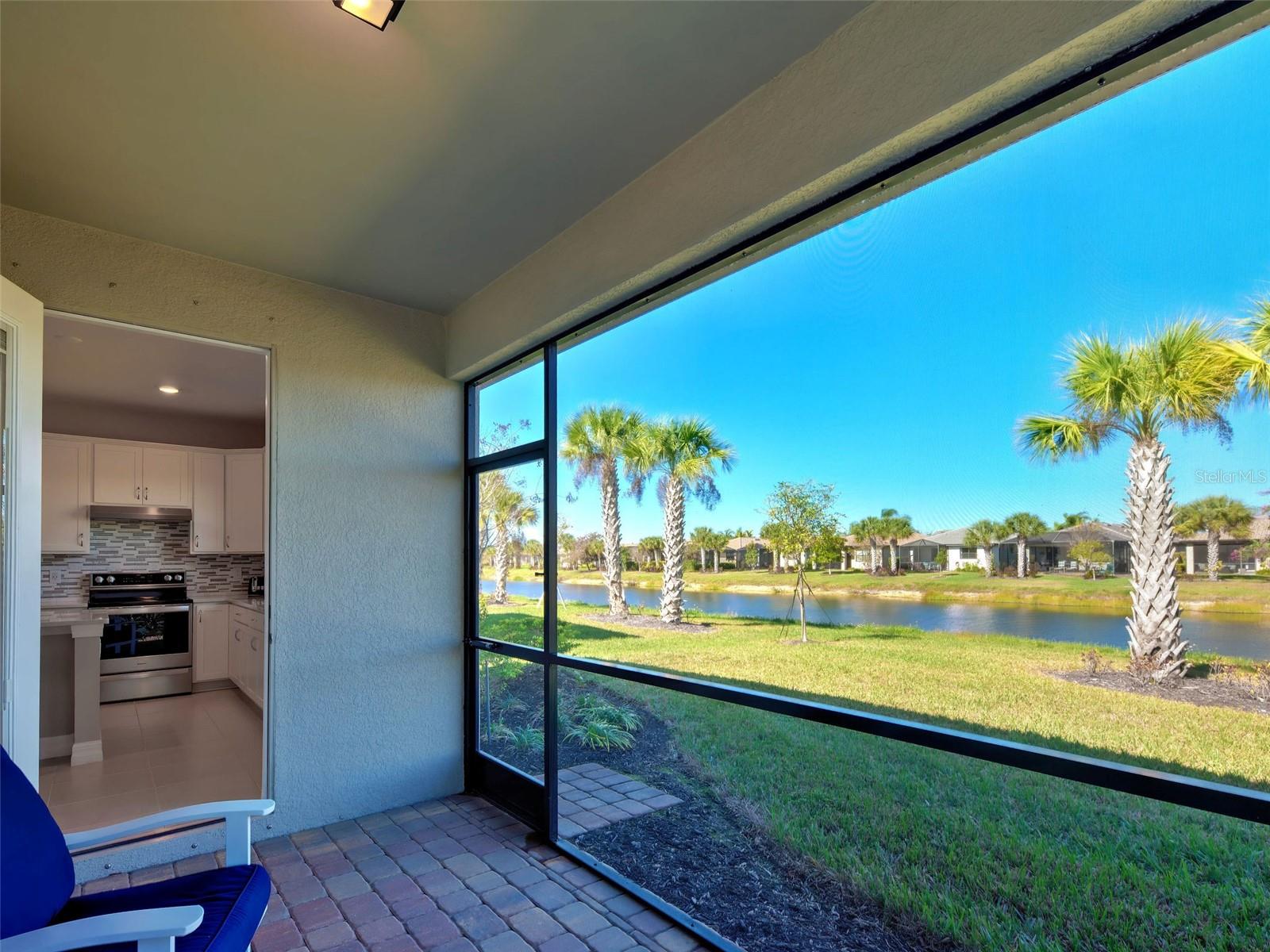 ISLANDWALK/THE WEST VLGS PH 6 - Residential