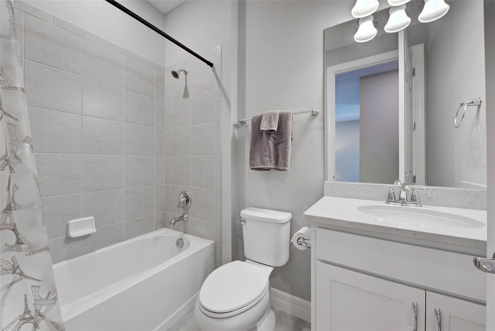 ISLANDWALK/THE WEST VLGS PH 6 - Residential