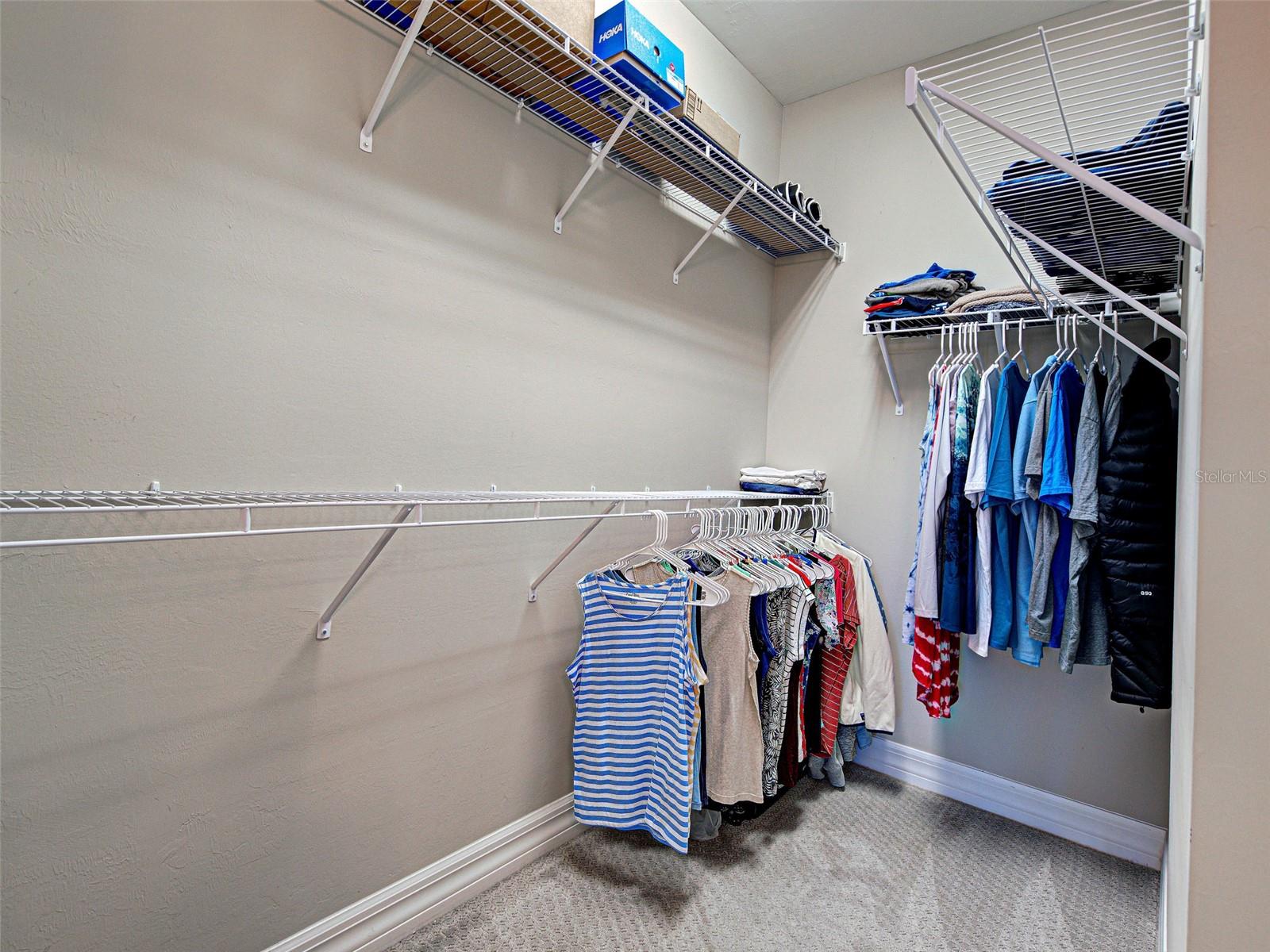 ISLANDWALK/THE WEST VLGS PH 6 - Residential