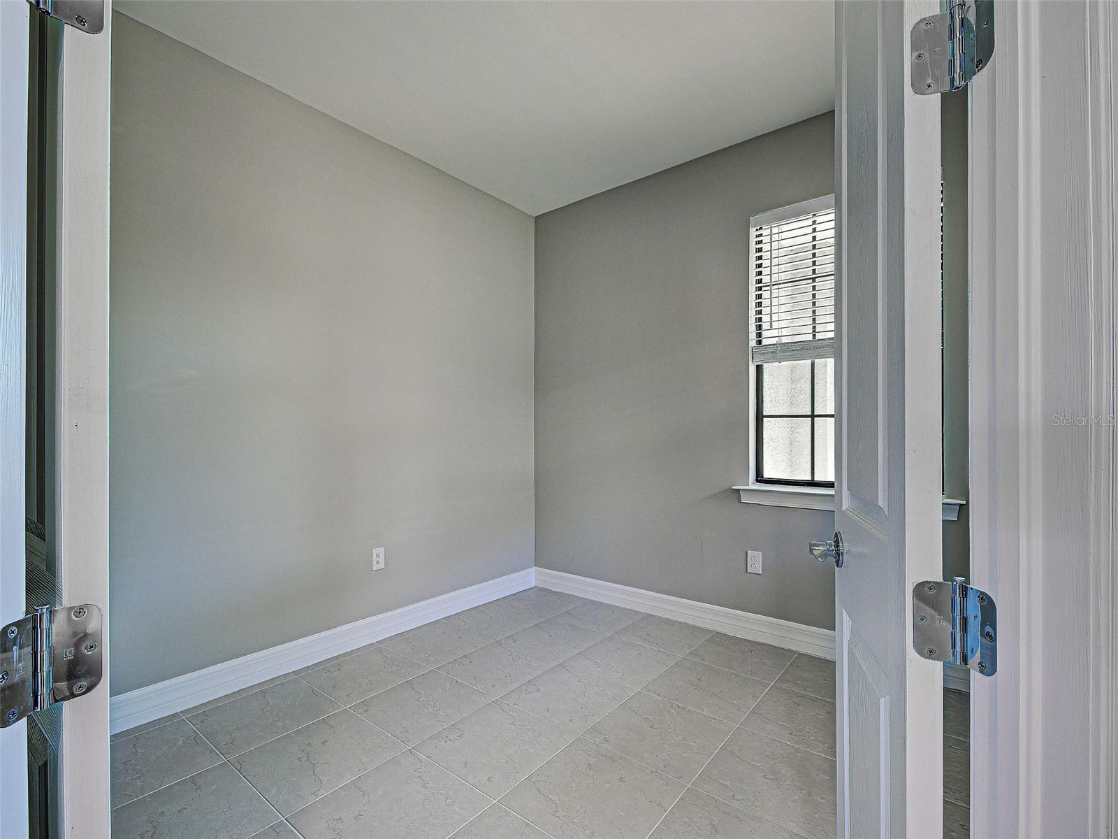 ISLANDWALK/THE WEST VLGS PH 6 - Residential