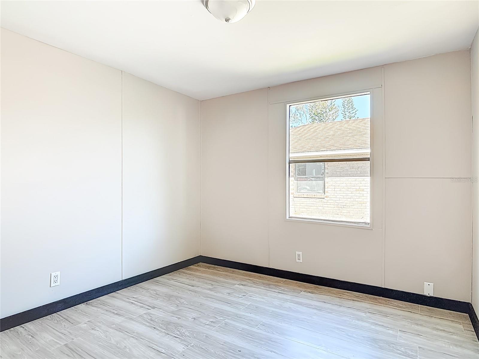 BUSINESS SEC HOLLY HILL HEIGHTS - Residential
