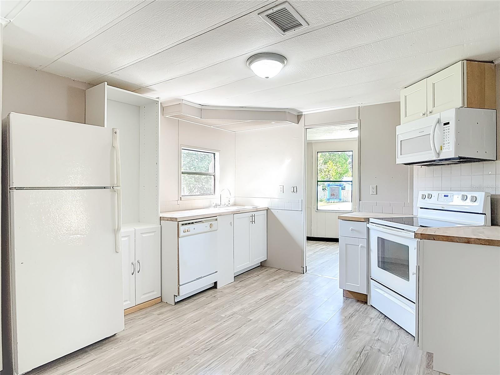BUSINESS SEC HOLLY HILL HEIGHTS - Residential
