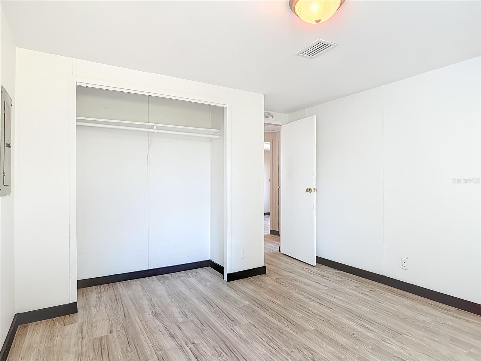 BUSINESS SEC HOLLY HILL HEIGHTS - Residential