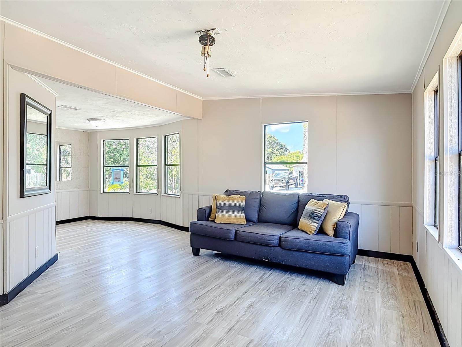 BUSINESS SEC HOLLY HILL HEIGHTS - Residential