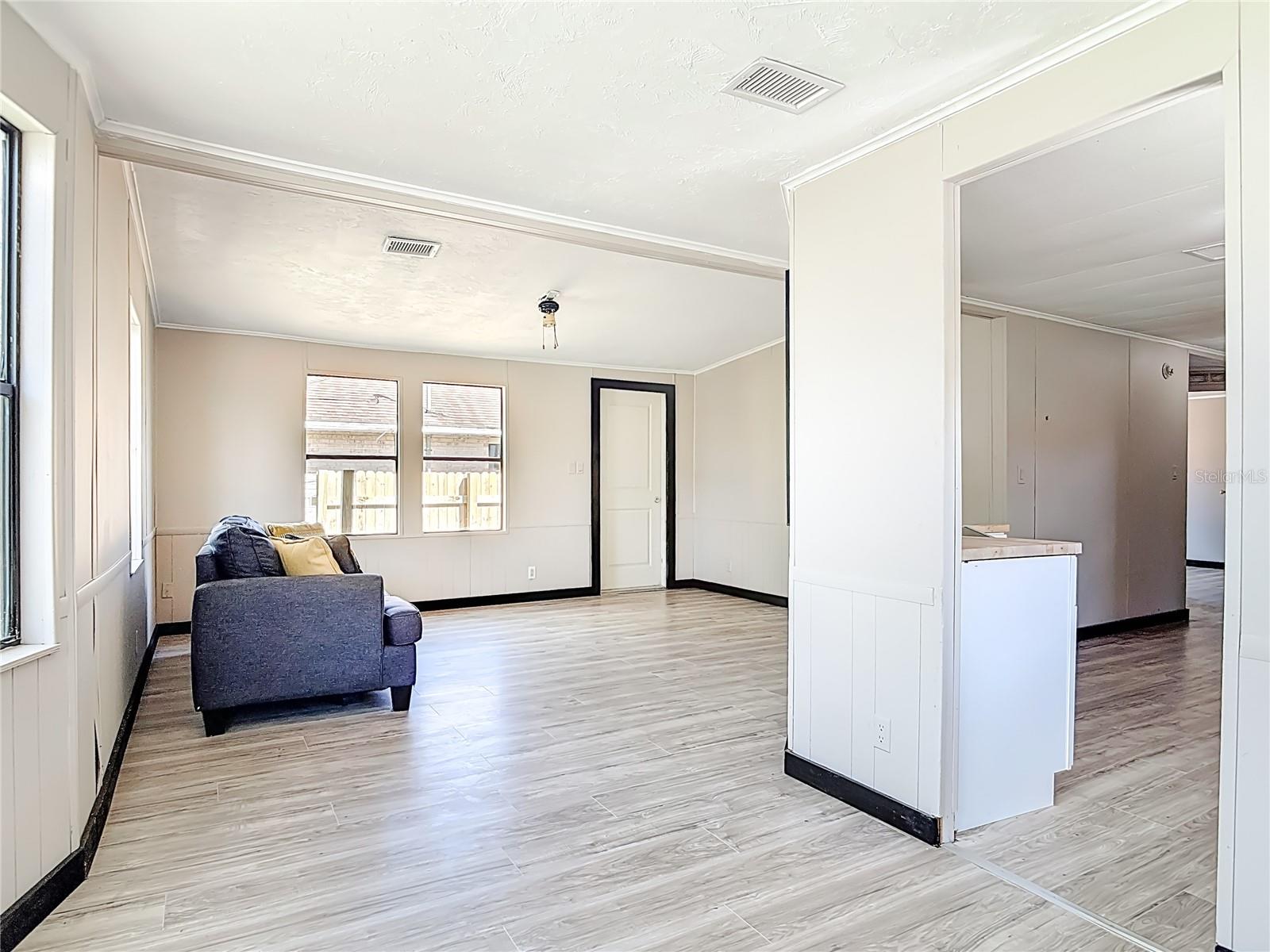 BUSINESS SEC HOLLY HILL HEIGHTS - Residential