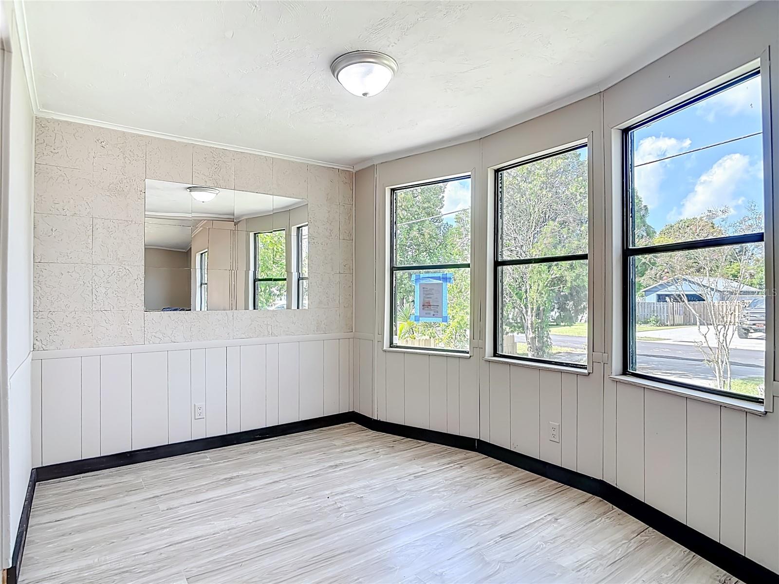 BUSINESS SEC HOLLY HILL HEIGHTS - Residential
