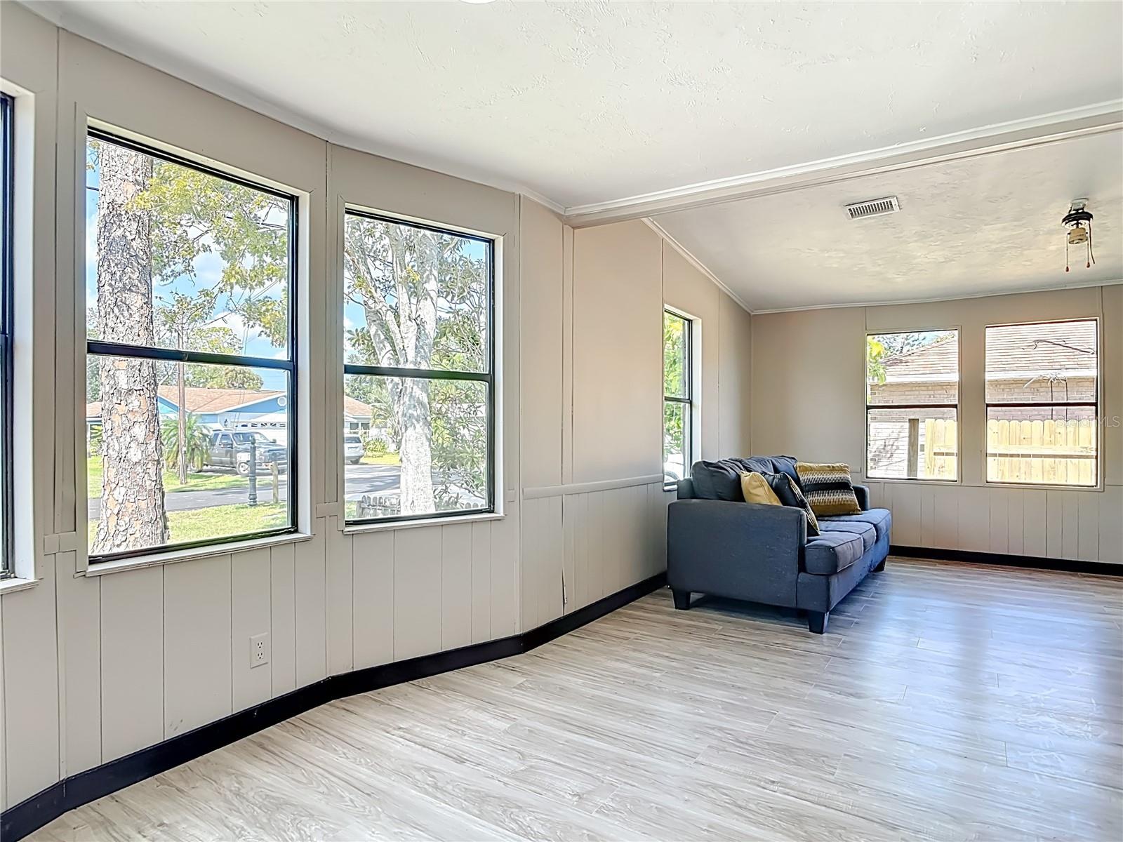 BUSINESS SEC HOLLY HILL HEIGHTS - Residential