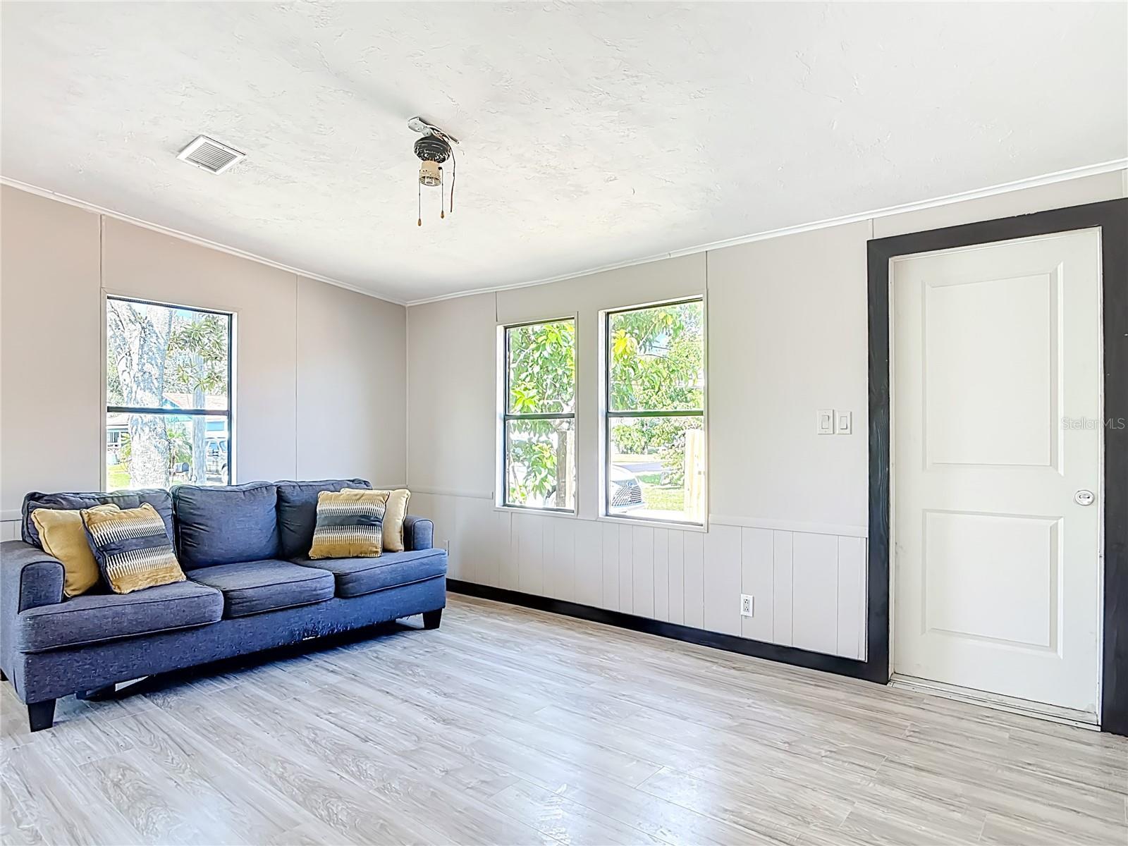 BUSINESS SEC HOLLY HILL HEIGHTS - Residential