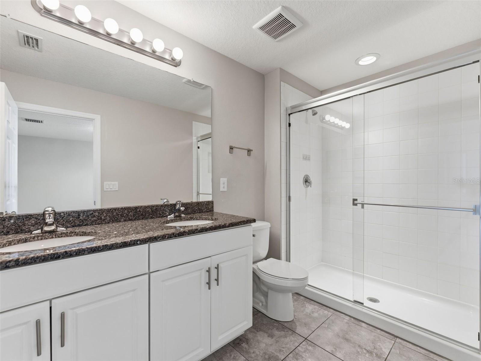 OAK CRK PRCL 8 PH II - Residential
