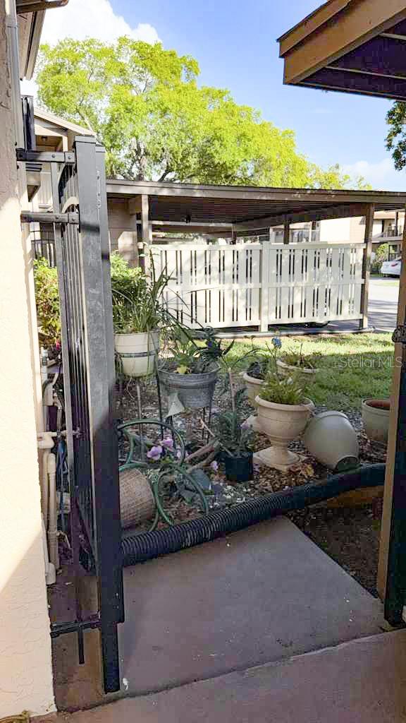 BEACON WOODS WEDGEWOOD CONDO - Residential