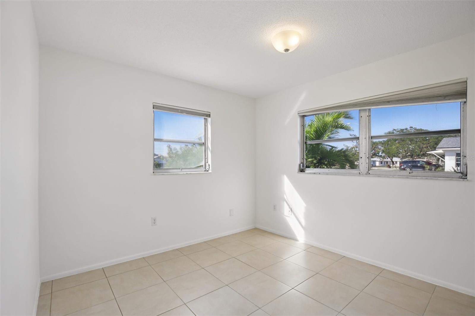 VENICE GARDENS - Residential