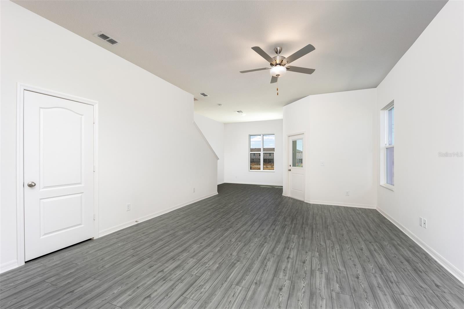 648 POPPY LANE
