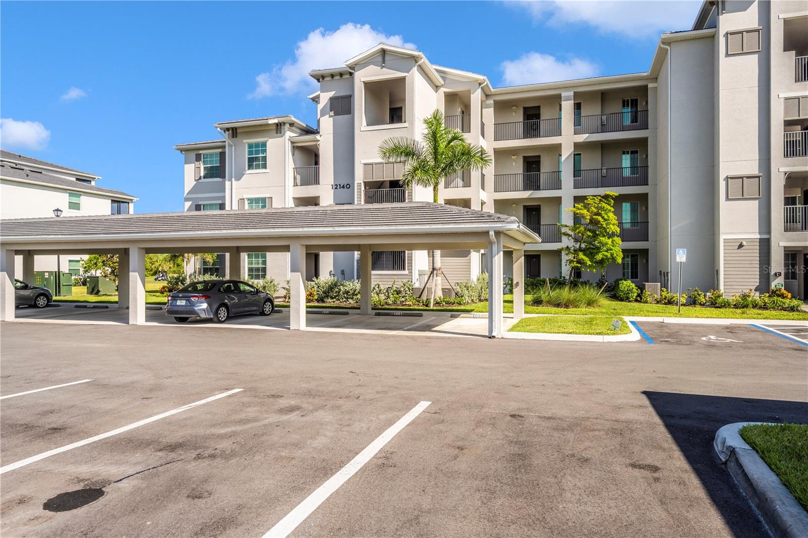 Beautifully furnished and fully turnkey 2BR / 2BA condo with golf membership in a highly sought-after gated golf course community in Wellen Park! Available for monthly rentals, this spacious and stylish unit is ideal for seasonal residents or quick getaways. The open-concept layout features a bright and airy living space, split bedroom floor plan for privacy. The kitchen is fully equipped and opens to the dining and living areas—ideal for entertaining. Enjoy your morning coffee or evening glass of wine on the private screened lanai overlooking the golf course.
This condo is located just steps from world-class community amenities including golf, clubhouse, resort pool, tennis, pickleball, fitness center, spa, tiki bar, and more. Conveniently located near shopping, dining, and Southwest Floridas World Class beaches, with easy access to major highways and airports. Just bring your suitcase—everything else is here!