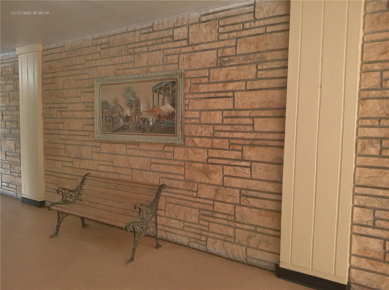 ON TOP OF THE WORLD - Residential