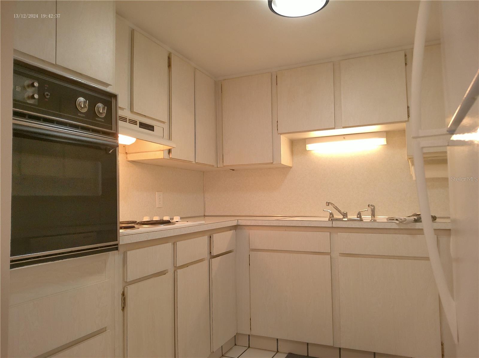 ON TOP OF THE WORLD - Residential