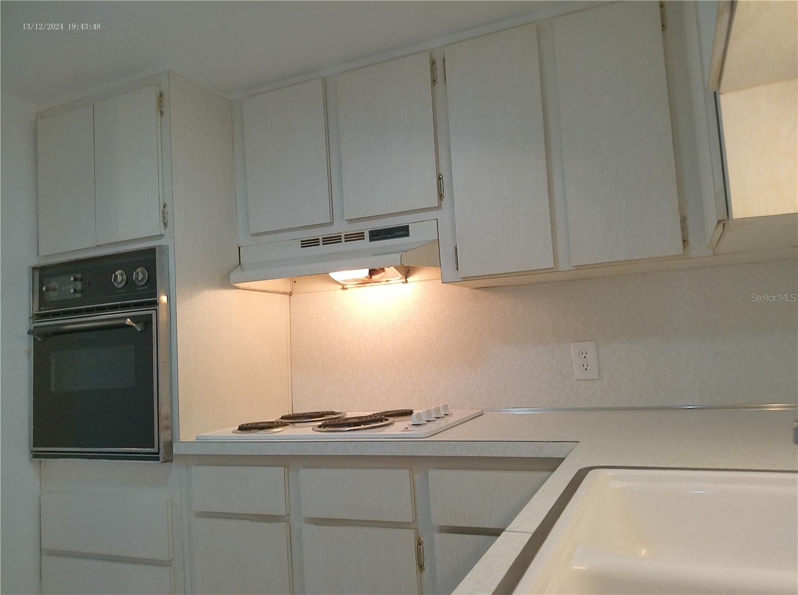 ON TOP OF THE WORLD - Residential