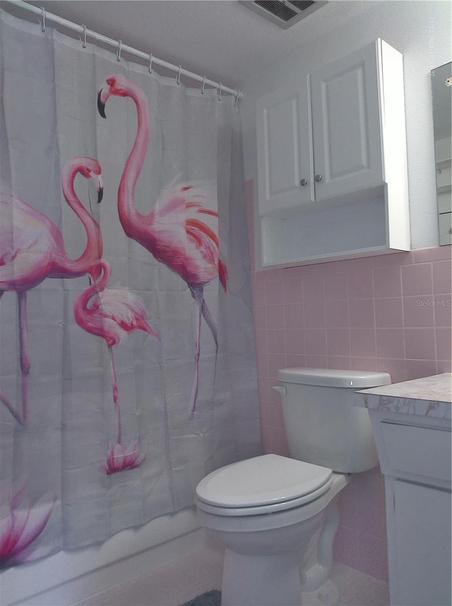 ON TOP OF THE WORLD - Residential