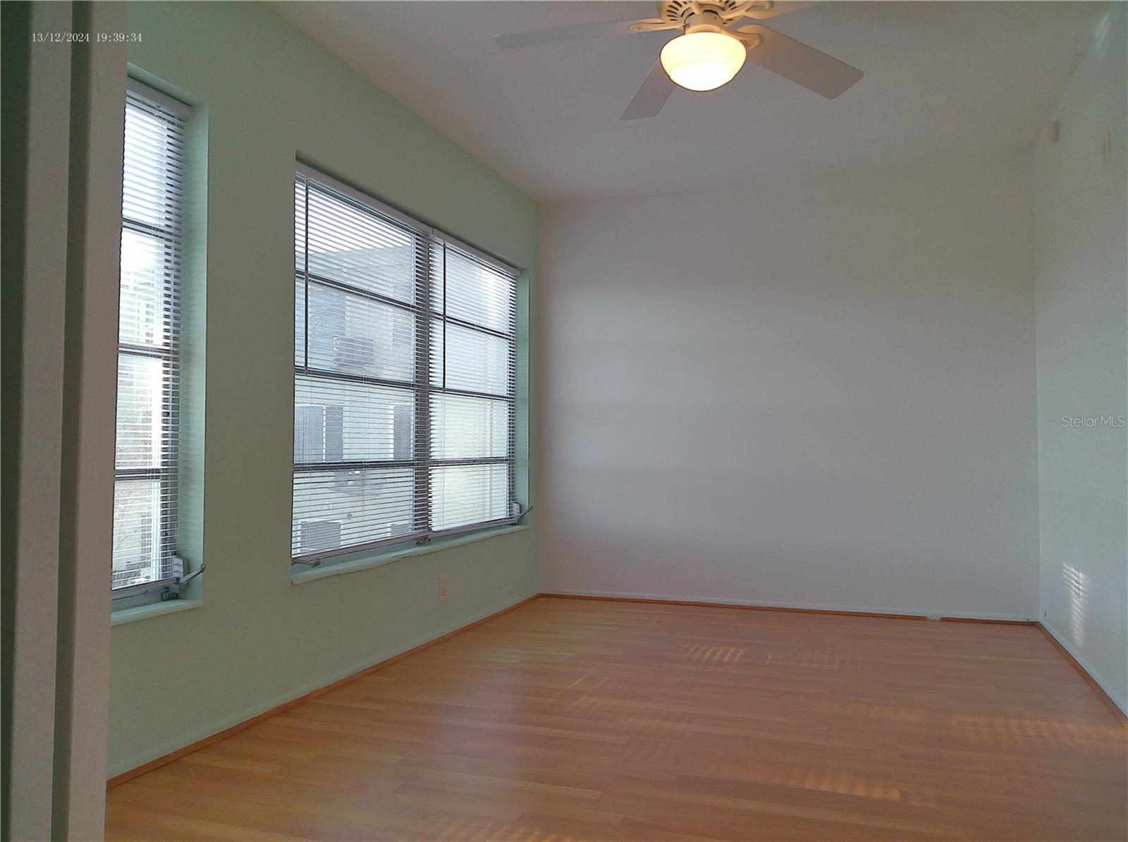 ON TOP OF THE WORLD - Residential