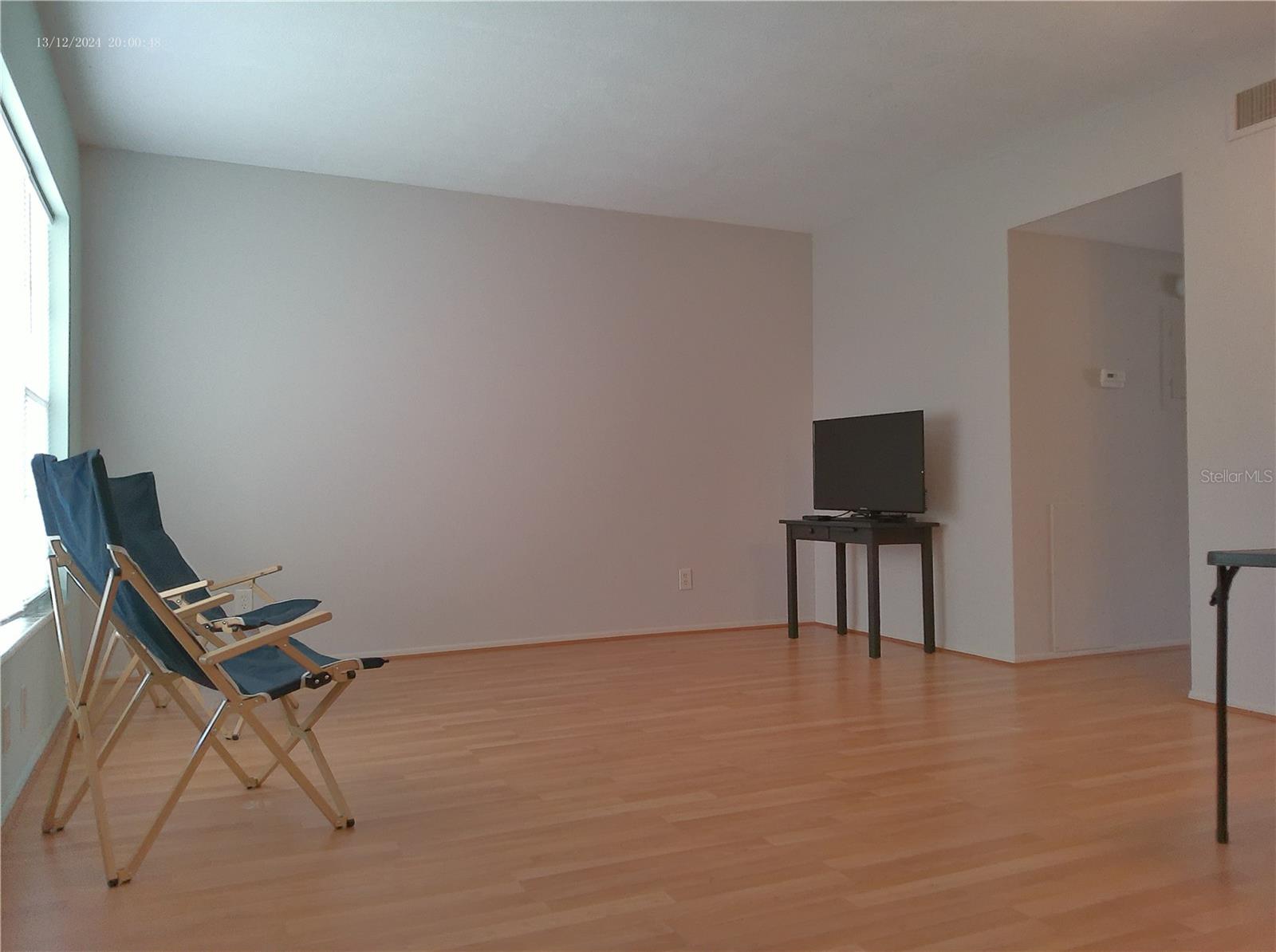 ON TOP OF THE WORLD - Residential