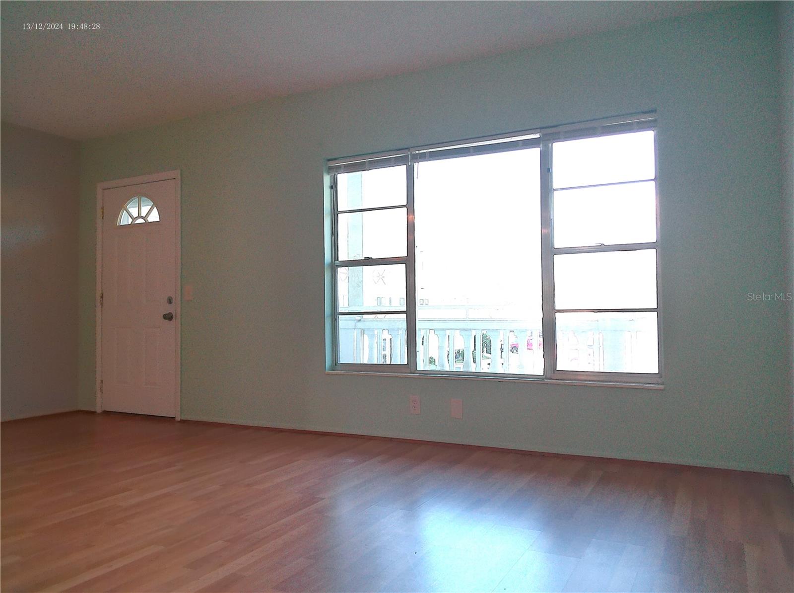 ON TOP OF THE WORLD - Residential