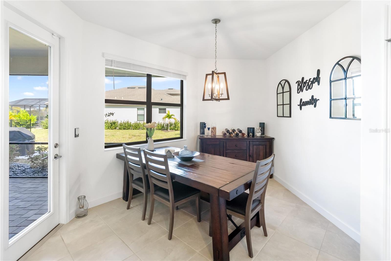 LORRAINE LAKES - Residential