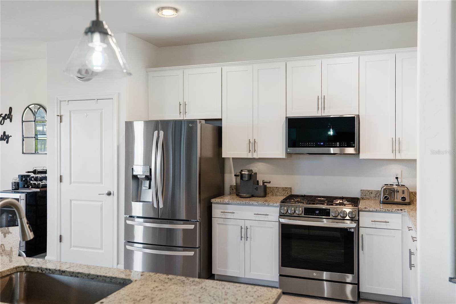 LORRAINE LAKES - Residential