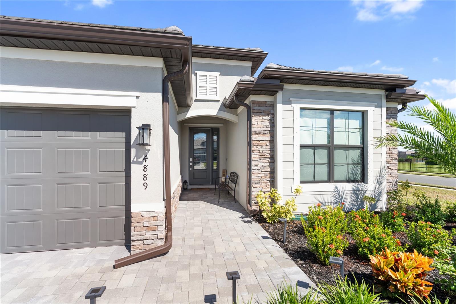 LORRAINE LAKES - Residential