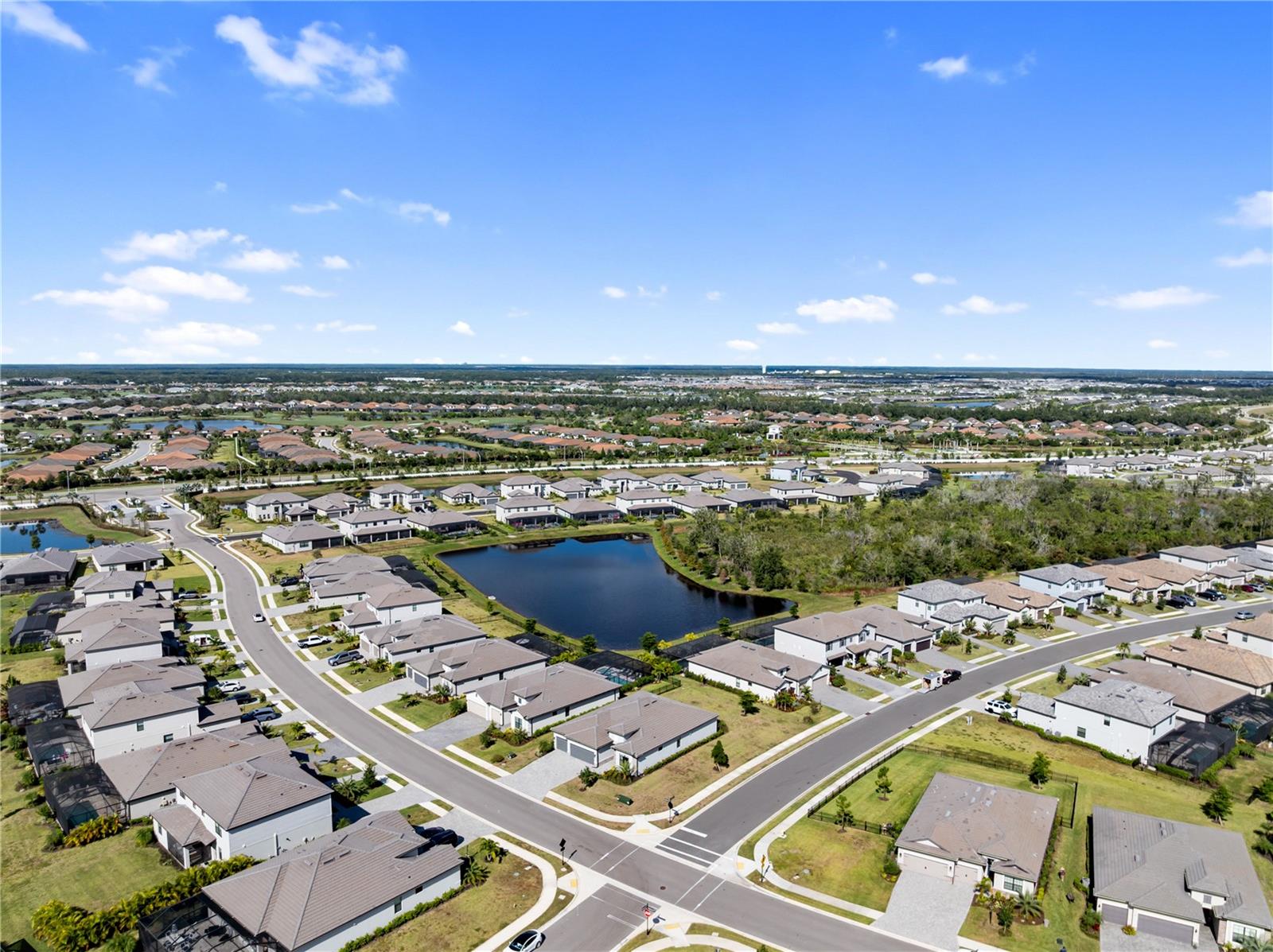 LORRAINE LAKES - Residential