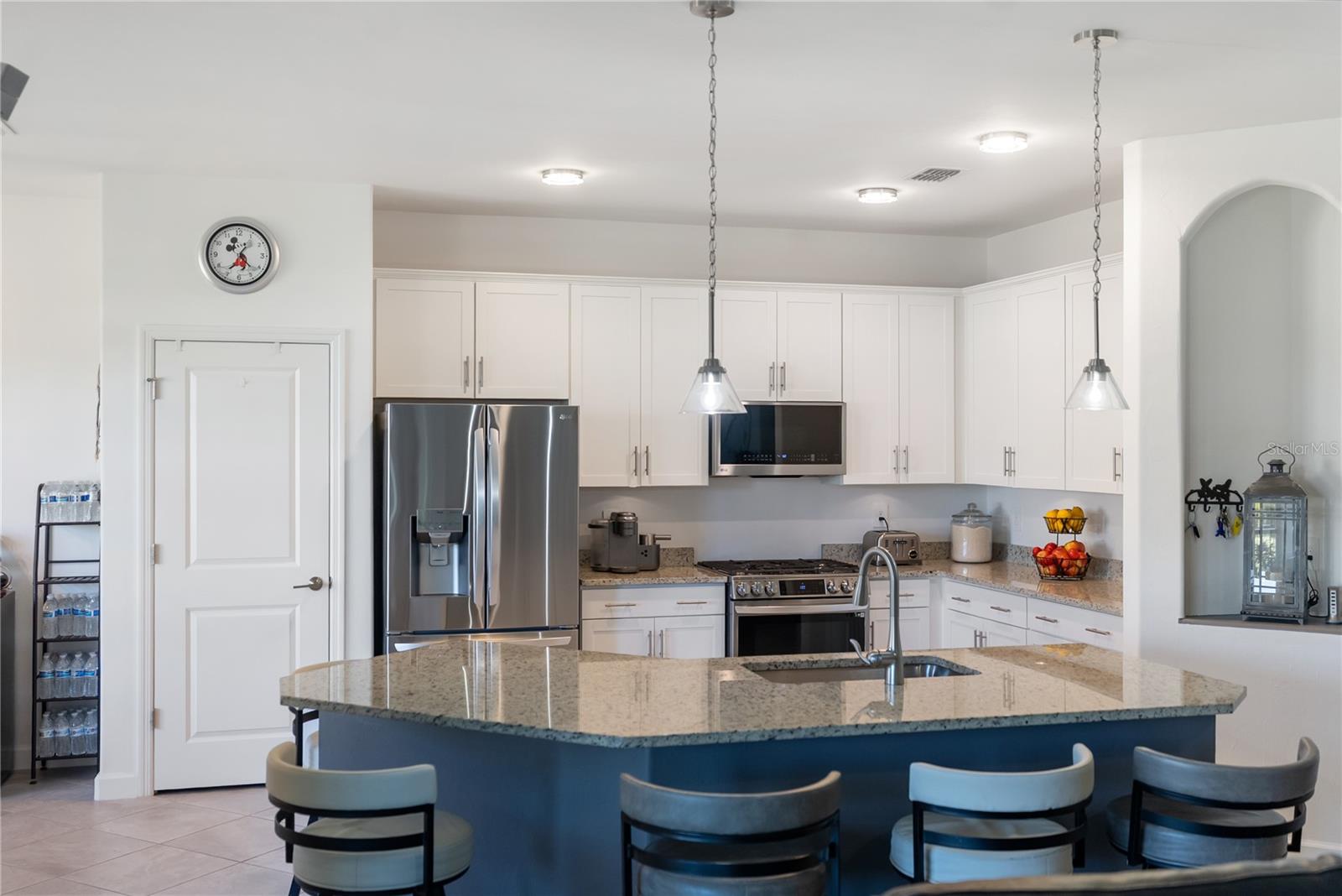 LORRAINE LAKES - Residential