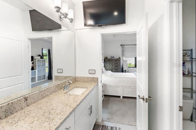 LORRAINE LAKES - Residential