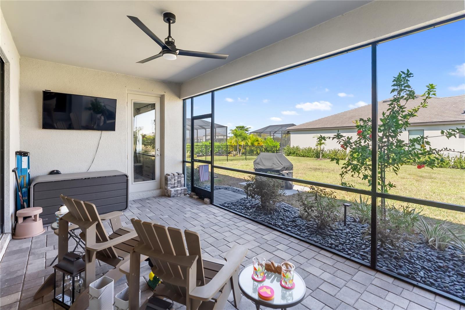 LORRAINE LAKES - Residential