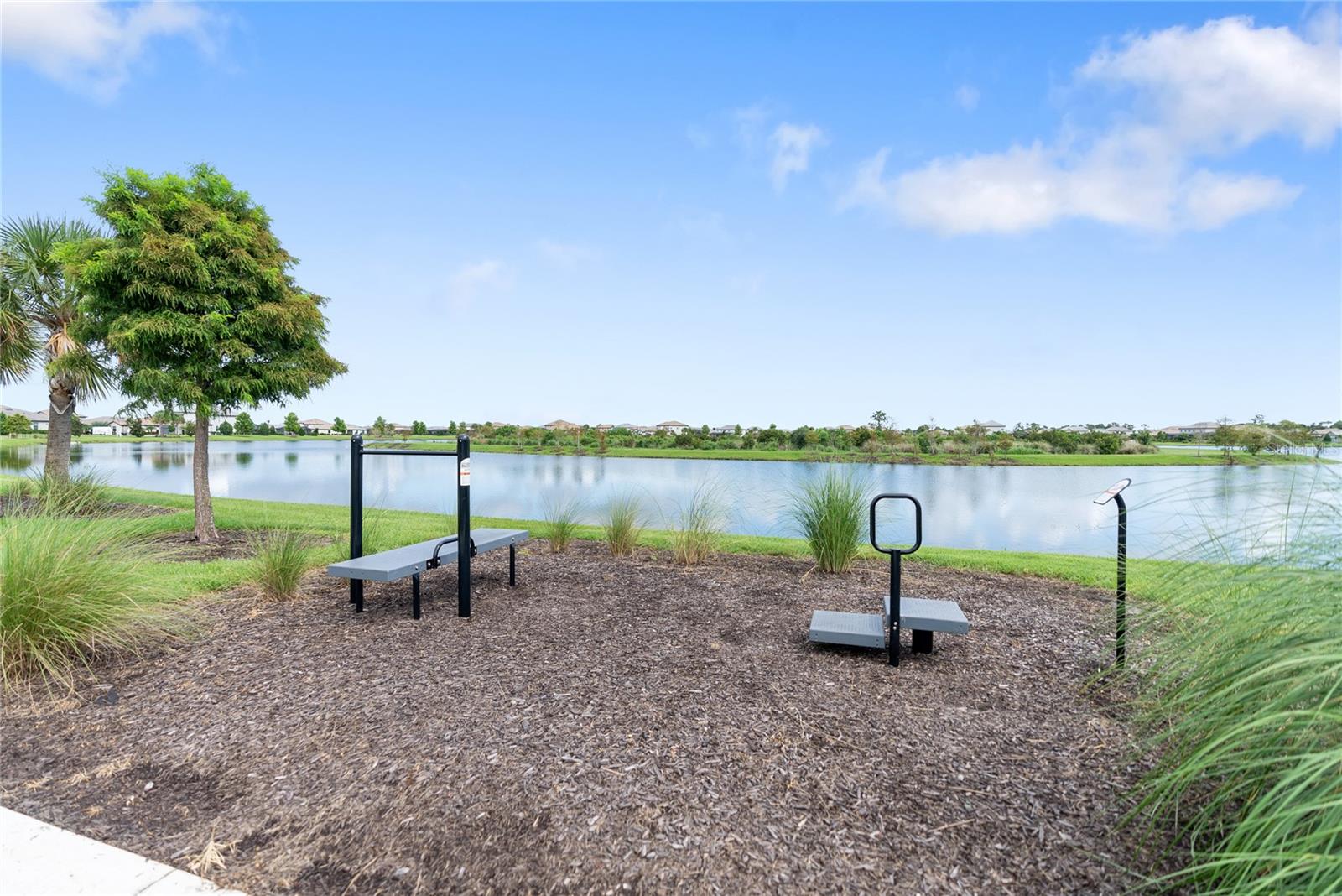 LORRAINE LAKES - Residential