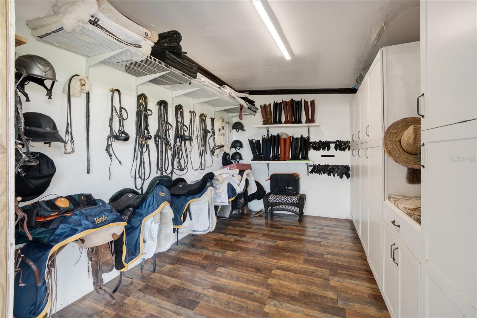 NORTH VENICE FARMS - Land