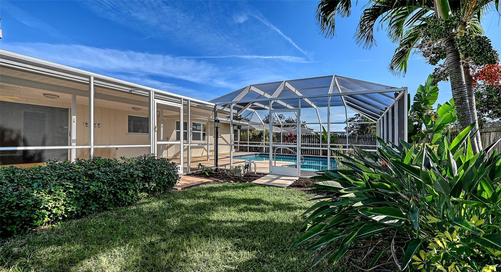 VILLAGE GREEN OF BRADENTON - Residential